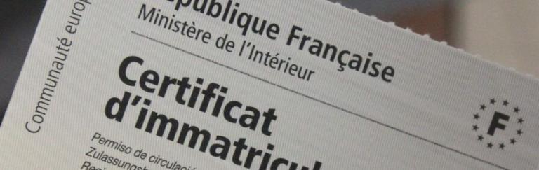 conduire en attendant ma carte grise